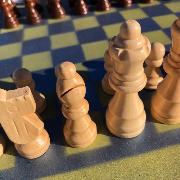 Chess Set - Yellow Blue Mix - Picture 3 of 9